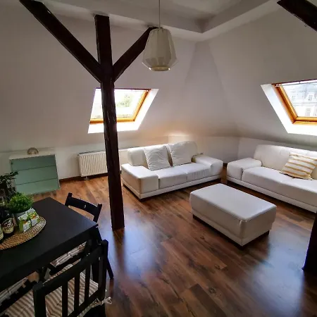  Zwickau City Apartment *